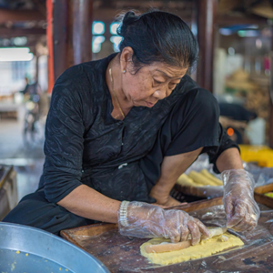 일제강점기 여성 노동자의 삶과 저항 사례 - 식민지 공장과 광산에서 일한 여성 노동자들의 역사적 기록